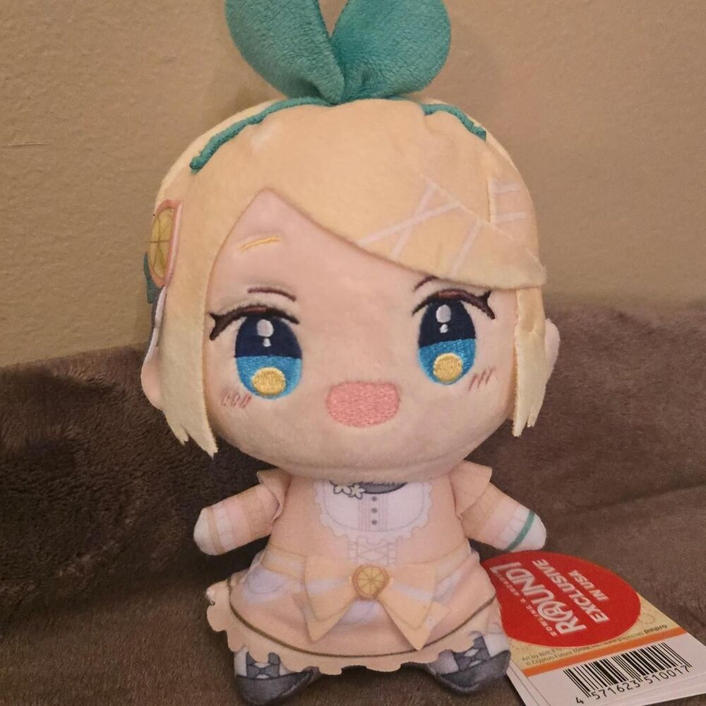 Citrus Kagamine Rin 6.3” Vocaloid x Round1 Exclusive Plush, New With Tags - Picture 2 of 5